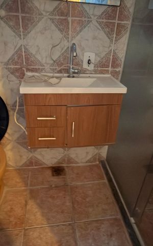 Apartamento para alugar com 60m², 2 quartos e 1 vaga Apartamento para alugar com 60m², 2 quartos e 1 vagaBanheiro da suíte