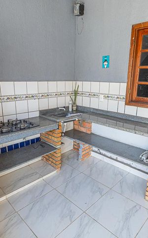 Apartamento à venda com 110m², 3 quartos e 1 vagaÁrea de serviço