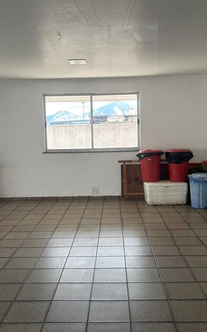 Apartamento para alugar com 80m², 2 quartos e 1 vagaÁrea comum - Salão de festas