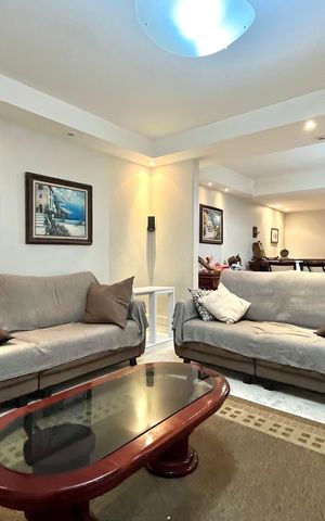 Casa à venda com 260m², 3 quartos e 2 vagas Casa à venda com 260m², 3 quartos e 2 vagasSala