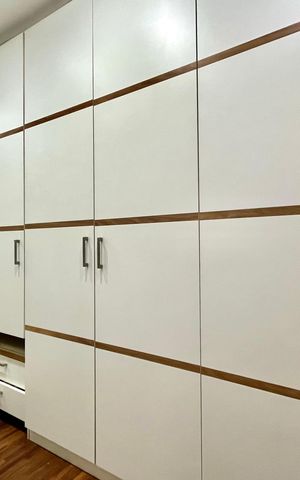 Casa à venda com 260m², 3 quartos e 2 vagas Casa à venda com 260m², 3 quartos e 2 vagasCloset da suíte 1