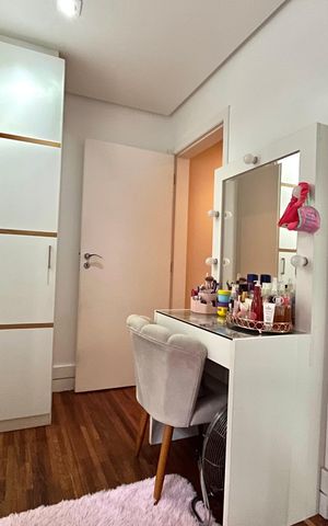 Casa à venda com 260m², 3 quartos e 2 vagas Casa à venda com 260m², 3 quartos e 2 vagasSuite 3