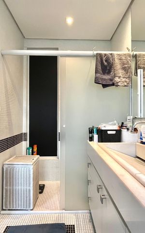 Casa à venda com 260m², 3 quartos e 2 vagas Casa à venda com 260m², 3 quartos e 2 vagasBanheiro da Suíte 1