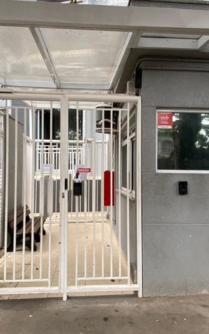 Apartamento para alugar com 49m², 2 quartos e 1 vaga Apartamento para alugar com 49m², 2 quartos e 1 vagaFachada do Prédio