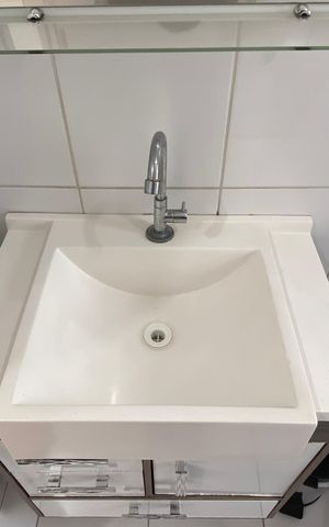 Apartamento para alugar com 49m², 2 quartos e 1 vaga Apartamento para alugar com 49m², 2 quartos e 1 vagaBanheiro