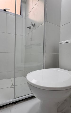 Apartamento à venda com 43m², 2 quartos e sem vaga Apartamento à venda com 43m², 2 quartos e sem vagaBanheiro Social
