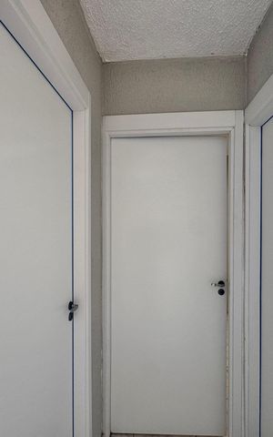 Apartamento à venda com 43m², 2 quartos e sem vaga Apartamento à venda com 43m², 2 quartos e sem vagaCorredor