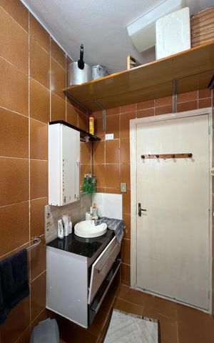 Casa à venda com 140m², 3 quartos e 2 vagasBanheiro Casa 1
