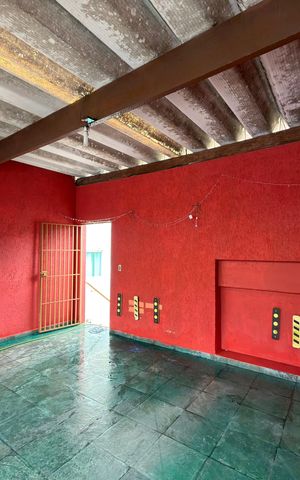 Casa à venda com 140m², 3 quartos e 2 vagasGaragem