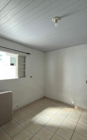 Casa à venda com 140m², 3 quartos e 2 vagasQuarto Casa 1