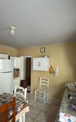 Casa à venda com 140m², 3 quartos e 2 vagasCozinha  Casa 1