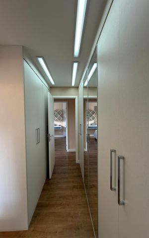 Apartamento à venda com 123m², 3 quartos e 2 vagas Apartamento à venda com 123m², 3 quartos e 2 vagasQuarto 1 - Suíte Closet