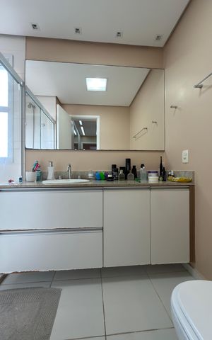 Apartamento à venda com 123m², 3 quartos e 2 vagas Apartamento à venda com 123m², 3 quartos e 2 vagasQuarto 1 - Suíte Banheiro
