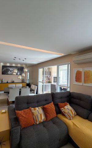 Apartamento à venda com 123m², 3 quartos e 2 vagas Apartamento à venda com 123m², 3 quartos e 2 vagasSala