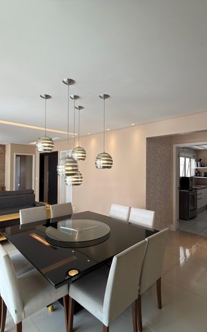 Apartamento à venda com 123m², 3 quartos e 2 vagas Apartamento à venda com 123m², 3 quartos e 2 vagasSala