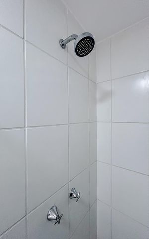 Apartamento para alugar com 34m², 2 quartos e sem vagaBanheiro