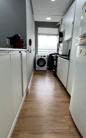 Apartamento à venda com 55m², 2 quartos e 1 vaga Apartamento à venda com 55m², 2 quartos e 1 vagaCozinha