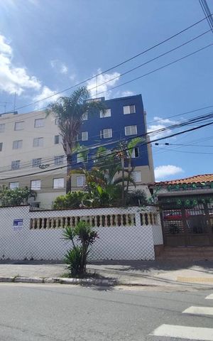 Apartamento para alugar com 56m², 2 quartos e 1 vaga Apartamento para alugar com 56m², 2 quartos e 1 vagaFachada