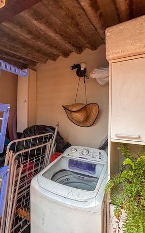 Casa à venda com 110m², 2 quartos e 2 vagas Casa à venda com 110m², 2 quartos e 2 vagasÁrea de Serviço - terraço
