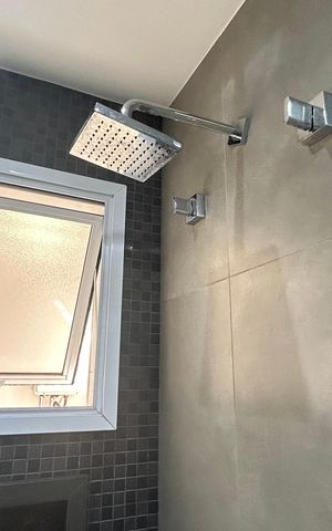 Apartamento à venda com 82m², 3 quartos e 2 vagas Apartamento à venda com 82m², 3 quartos e 2 vagasBanheiro 1
