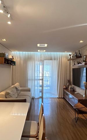 Apartamento à venda com 82m², 3 quartos e 2 vagas Apartamento à venda com 82m², 3 quartos e 2 vagasSala