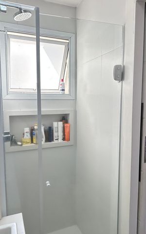Apartamento à venda com 82m², 3 quartos e 2 vagas Apartamento à venda com 82m², 3 quartos e 2 vagasBanheiro da Suíte