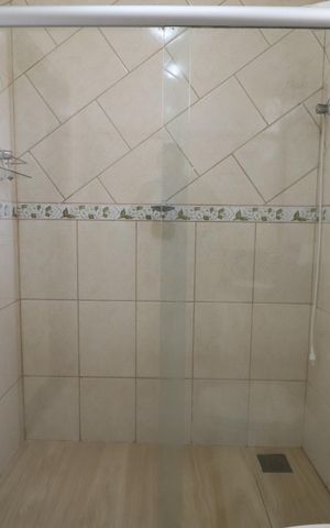 Casa para alugar com 330m², 4 quartos e 2 vagasBanheiro Social