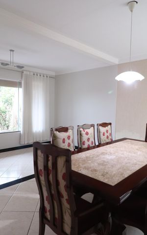Casa para alugar com 330m², 4 quartos e 2 vagasSala de Jantar