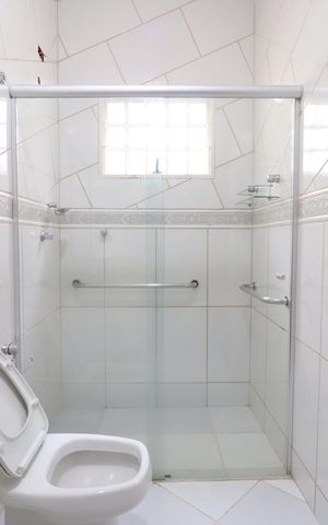 Casa para alugar com 330m², 4 quartos e 2 vagasBanheiro do Quarto 3