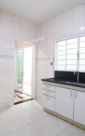 Casa para alugar com 330m², 4 quartos e 2 vagasCozinha