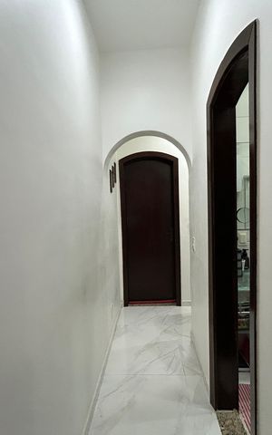 Casa à venda com 178m², 3 quartos e 1 vagaCorredor