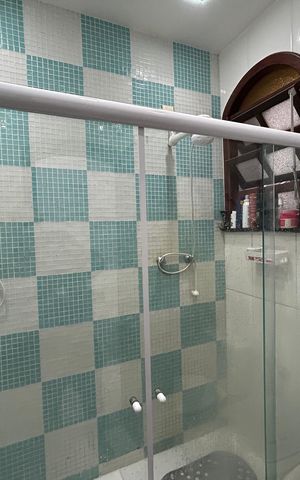 Casa à venda com 178m², 3 quartos e 1 vagaBanheiro 1