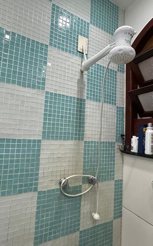 Casa à venda com 178m², 3 quartos e 1 vagaBanheiro 1