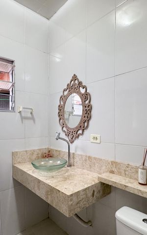 Casa para alugar com 60m², 1 quarto e 1 vaga Casa para alugar com 60m², 1 quarto e 1 vagaBanheira