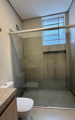 Apartamento à venda com 70m², 2 quartos e 1 vaga Apartamento à venda com 70m², 2 quartos e 1 vagaBanheiro