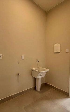 Apartamento à venda com 70m², 2 quartos e 1 vaga Apartamento à venda com 70m², 2 quartos e 1 vagaÁrea de Serviço
