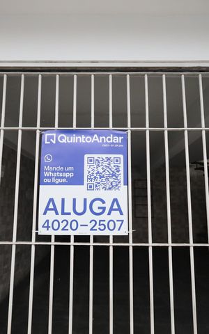 Casa para alugar com 280m², 3 quartos e 2 vagasFachada