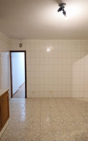 Casa para alugar com 280m², 3 quartos e 2 vagasCozinha