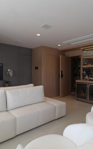 Apartamento à venda com 121m², 2 quartos e 2 vagasSala