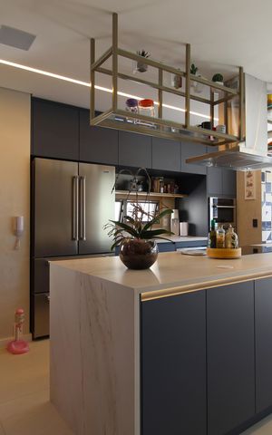 Apartamento à venda com 121m², 2 quartos e 2 vagasCozinha