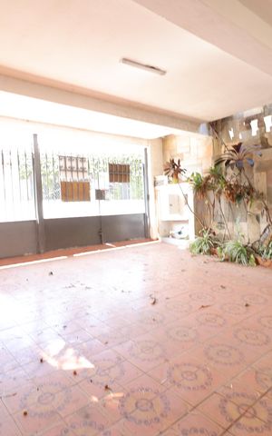 Casa para alugar com 367m², 4 quartos e 2 vagasGaragem