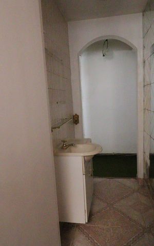 Casa para alugar com 367m², 4 quartos e 2 vagasLavabo