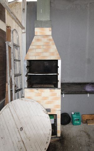 Casa à venda com 60m², 2 quartos e 1 vagaÁrea comum - Churrasqueira