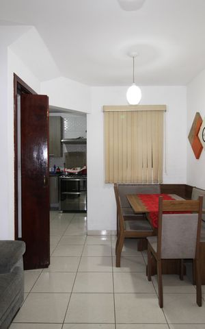 Casa à venda com 60m², 2 quartos e 1 vagaSala