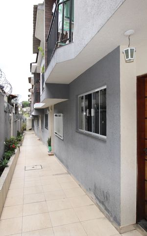 Casa à venda com 60m², 2 quartos e 1 vagaFachada interna