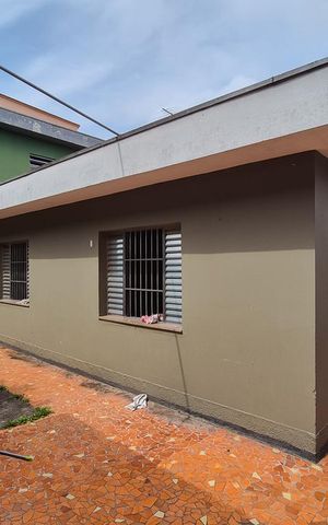 Casa para alugar com 280m², 2 quartos e 2 vagas Casa para alugar com 280m², 2 quartos e 2 vagasQuintal