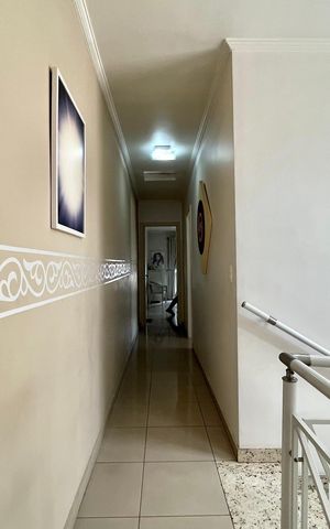 Casa para alugar com 189m², 3 quartos e 3 vagas Casa para alugar com 189m², 3 quartos e 3 vagasCorredor