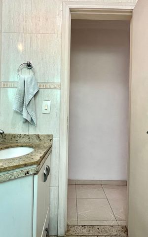 Casa para alugar com 189m², 3 quartos e 3 vagas Casa para alugar com 189m², 3 quartos e 3 vagasBanheiro da Suíte 3