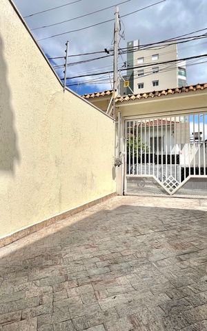 Casa para alugar com 189m², 3 quartos e 3 vagas Casa para alugar com 189m², 3 quartos e 3 vagasGaragem