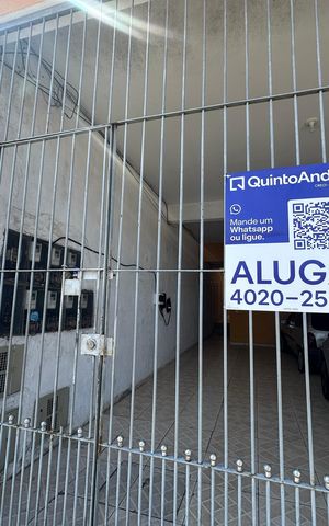 Casa para alugar com 29m², 1 quarto e sem vaga Casa para alugar com 29m², 1 quarto e sem vagaFachada